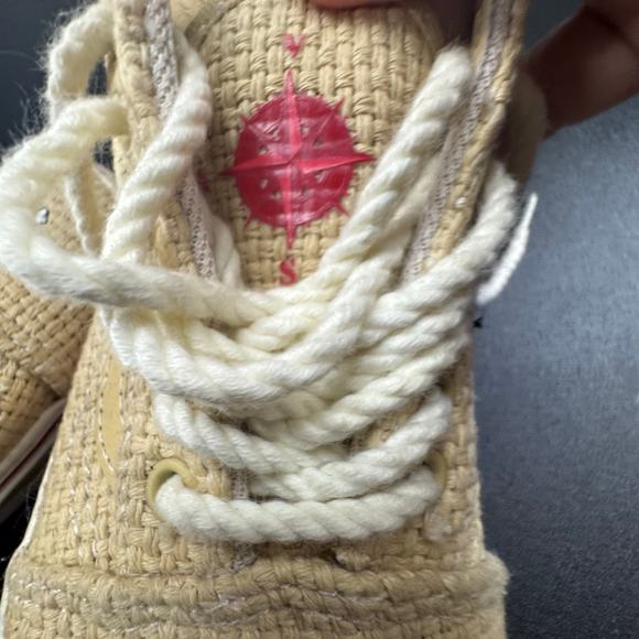 Vans X One Piece Anime Collection Youth 2 Straw Look With Rope Style Laces - Picture 11 of 12